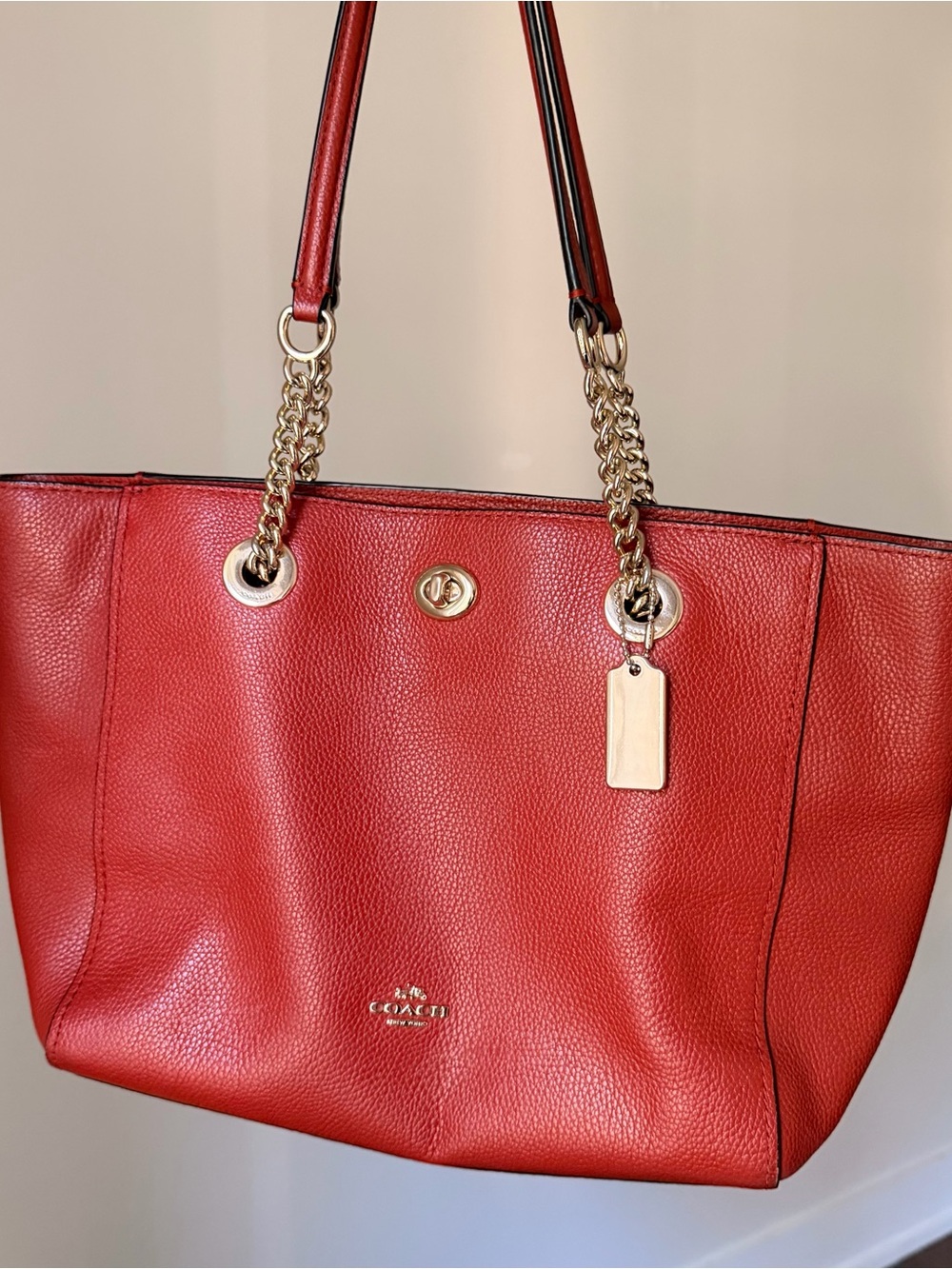 Coach Turnlock Chain Tote 27